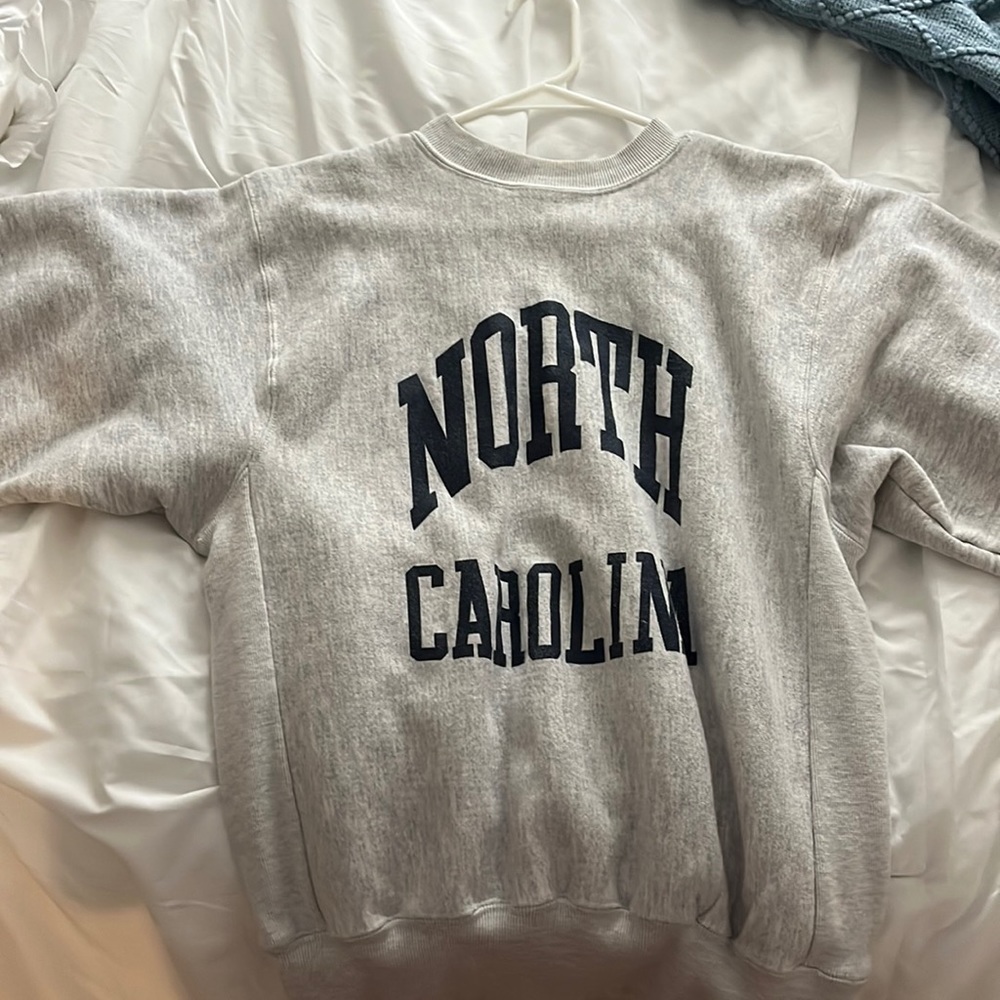 North Carolina sweatshirt, size medium.